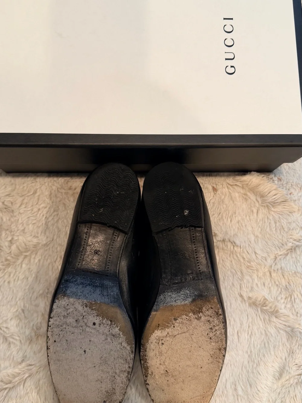 Gucci Black Leather Loafers with Gold Horsebit